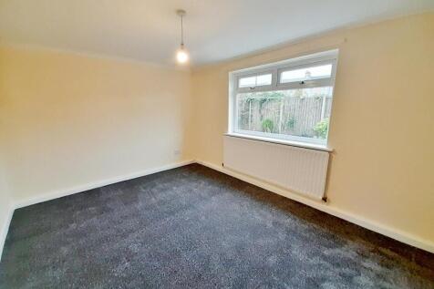 Primrose Bedroom 1