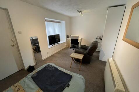 Lounge 2