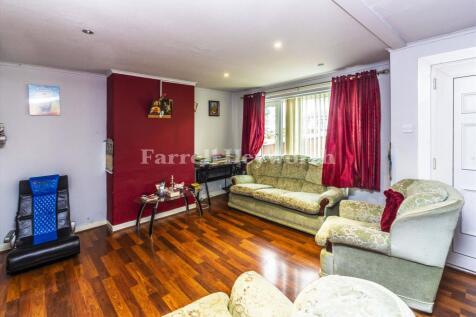 Lounge image 2