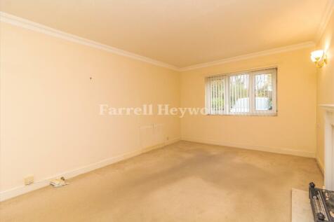 Lounge image 3