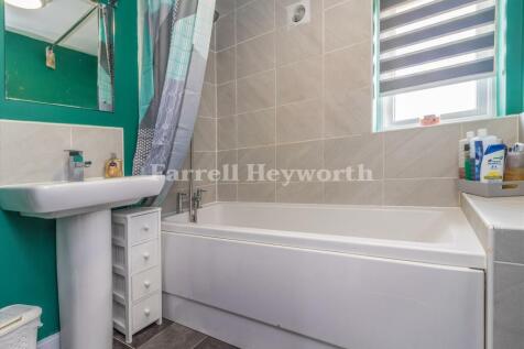 Bathroom image 2