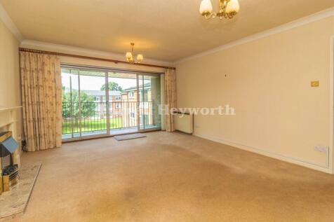 Lounge image 2