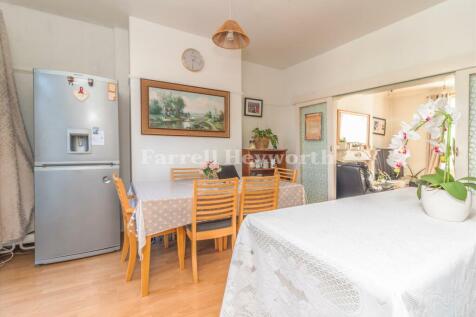 Dining Room image 2