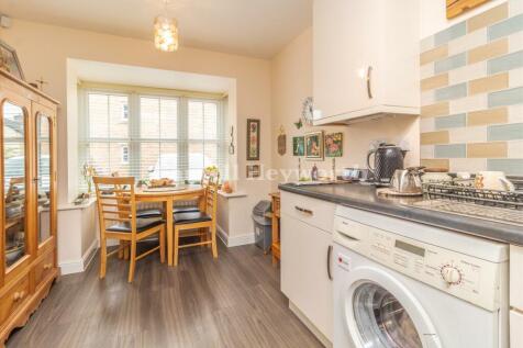 Kitchen Diner image 