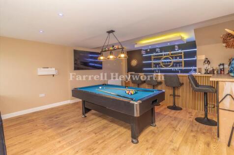Games Room image 2