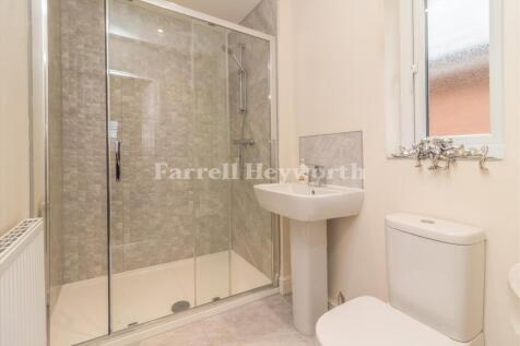 En Suite Bedroom 1