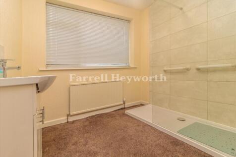 Ground Floor Shower 
