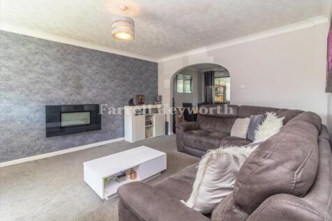 Lounge image 2
