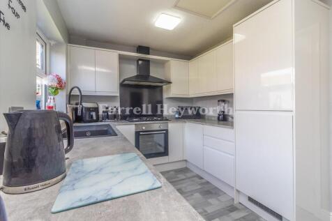 Kitchen image 2