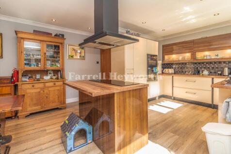 Kitchen Diner image 