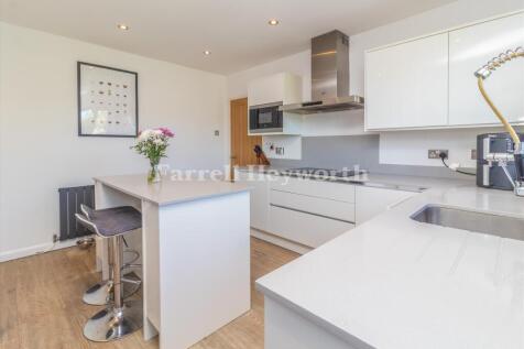 Kitchen image 2