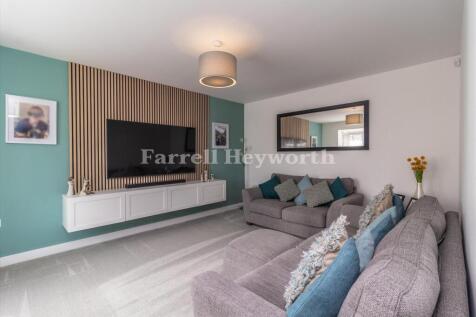 Lounge image 2