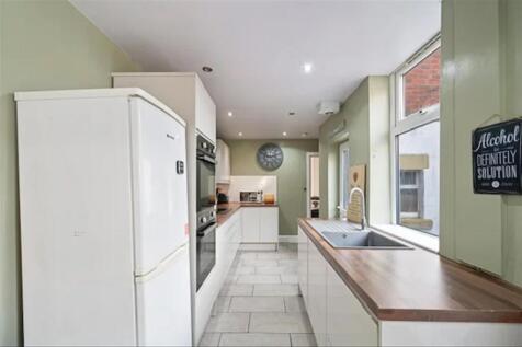 KITCHEN 3
