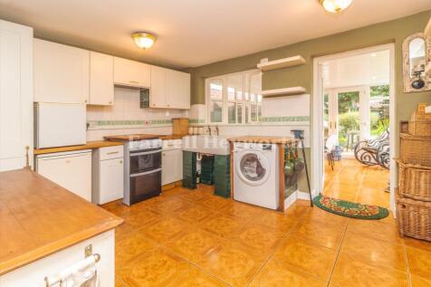 Kitchen image 2