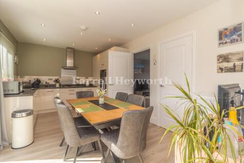 Kitchen Diner image 