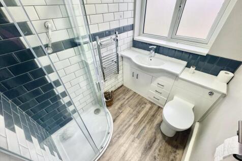 Downstairs Bathroom