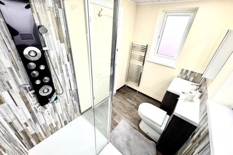 Upstairs Bathroom