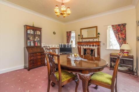 Dining Room image 2