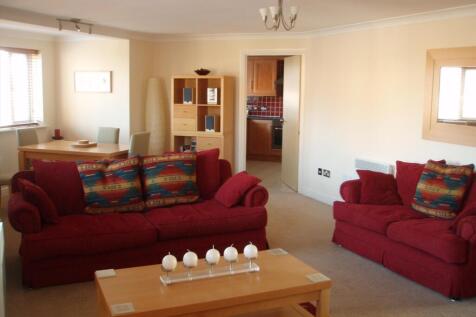 Lounge/Dining