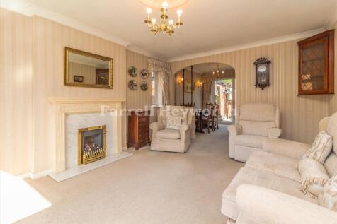 Lounge image 3