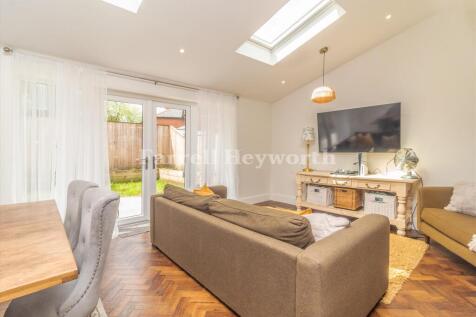 Family Room image 2