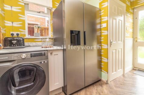 Utility Room image 2