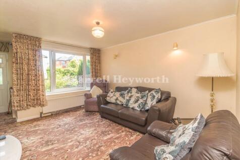 Lounge image 3
