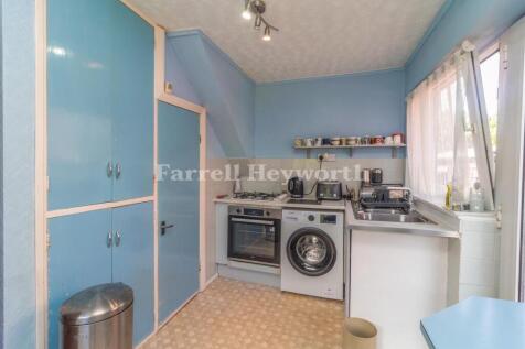 Kitchen image 2