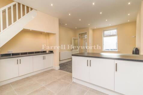 Kitchen image 2