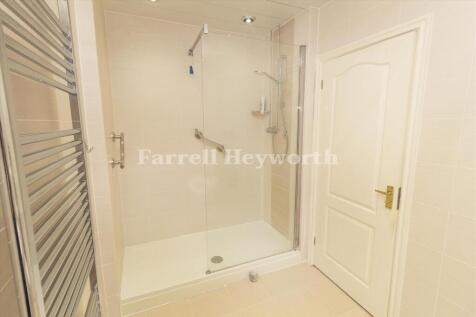 Shower room View 2