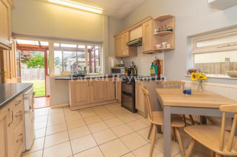 Kitchen image 2