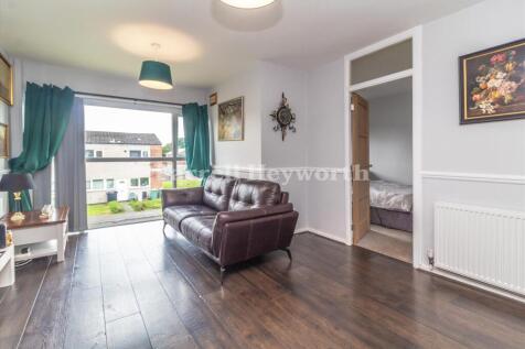 Lounge image 2