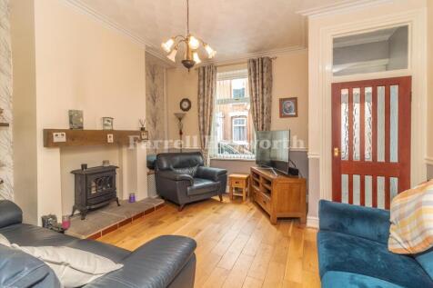 Lounge image 2