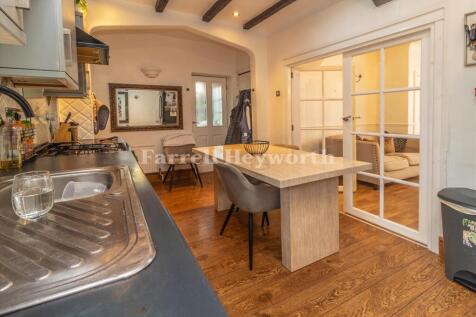 Kitchen Diner image 