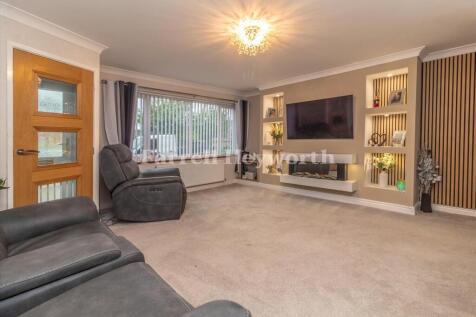 Lounge image 3