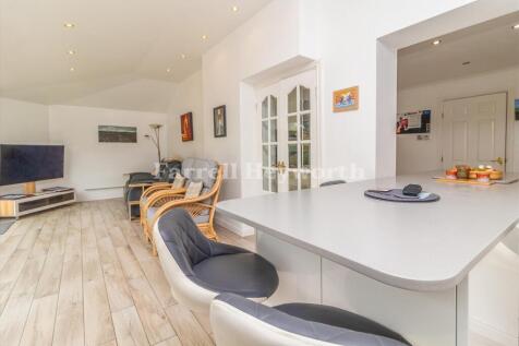 Garden Room image 3