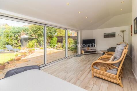 Garden Room image 4