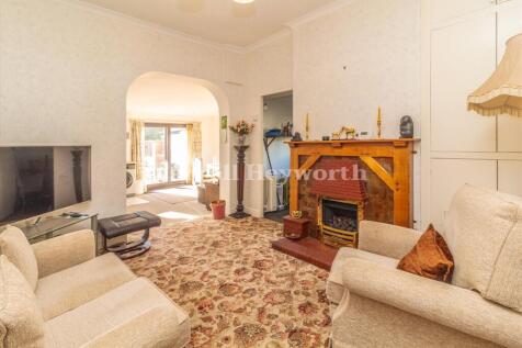 Sitting Room image 2