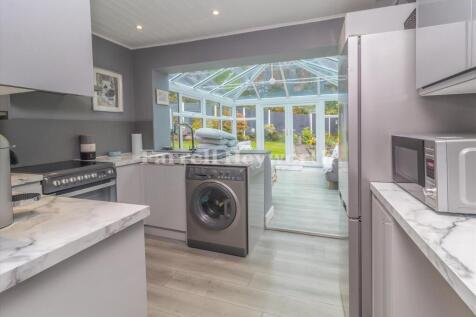 Kitchen image 2