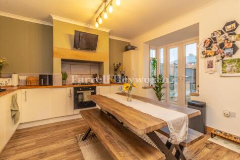 Kitchen Diner image 