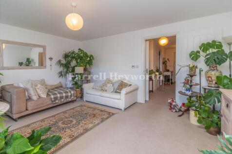 Lounge Diner image 3