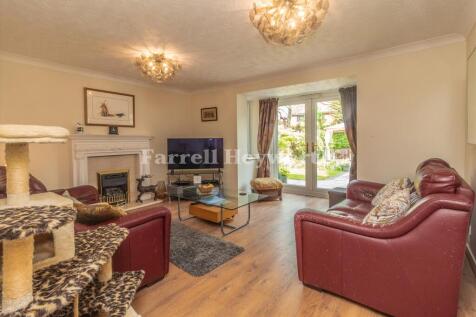 Lounge image 3