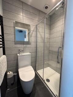 En-suite 2