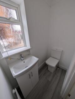 original-38E235E0...