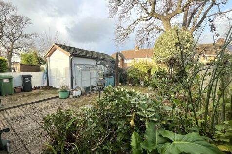 89 Brampton Road ...