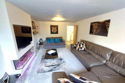 Lounge 1