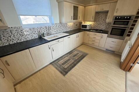 HP kitchen 2