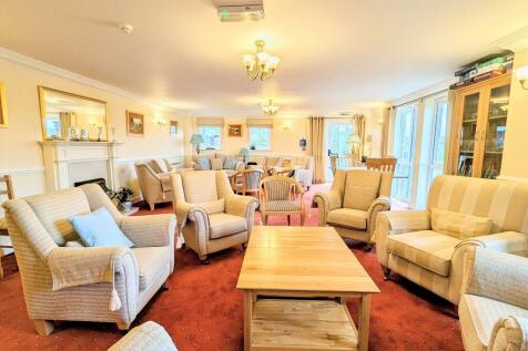 Residents Lounge 3