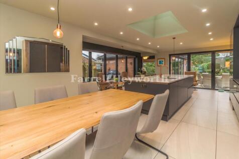 Kitchen Diner image 