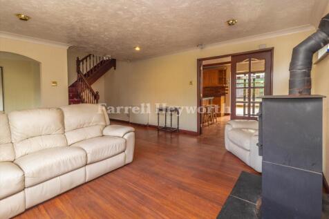 Lounge image 2